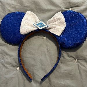 Alpha Delta Pi mouse ears